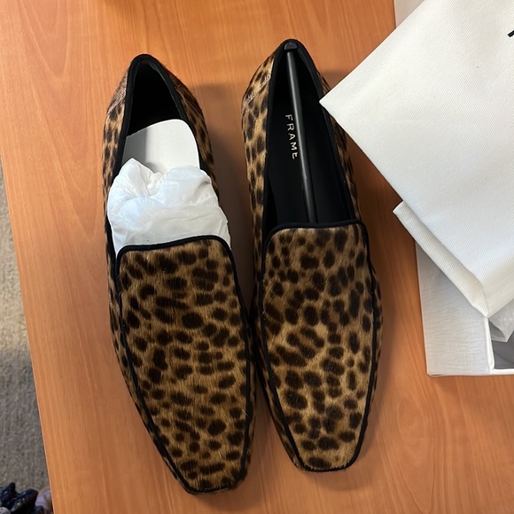 Le Verona Genuine Calf Hair Loafer - Picture 6 of 8